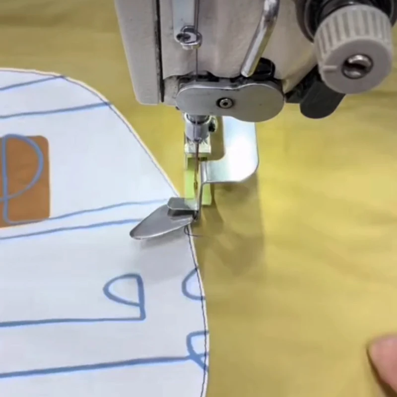 Industry Sewing Machine Adjustable Down Turn Hemmer Folde Feet Guide Parts Lighting Fabric Presser Foot Stitching Seam Curler