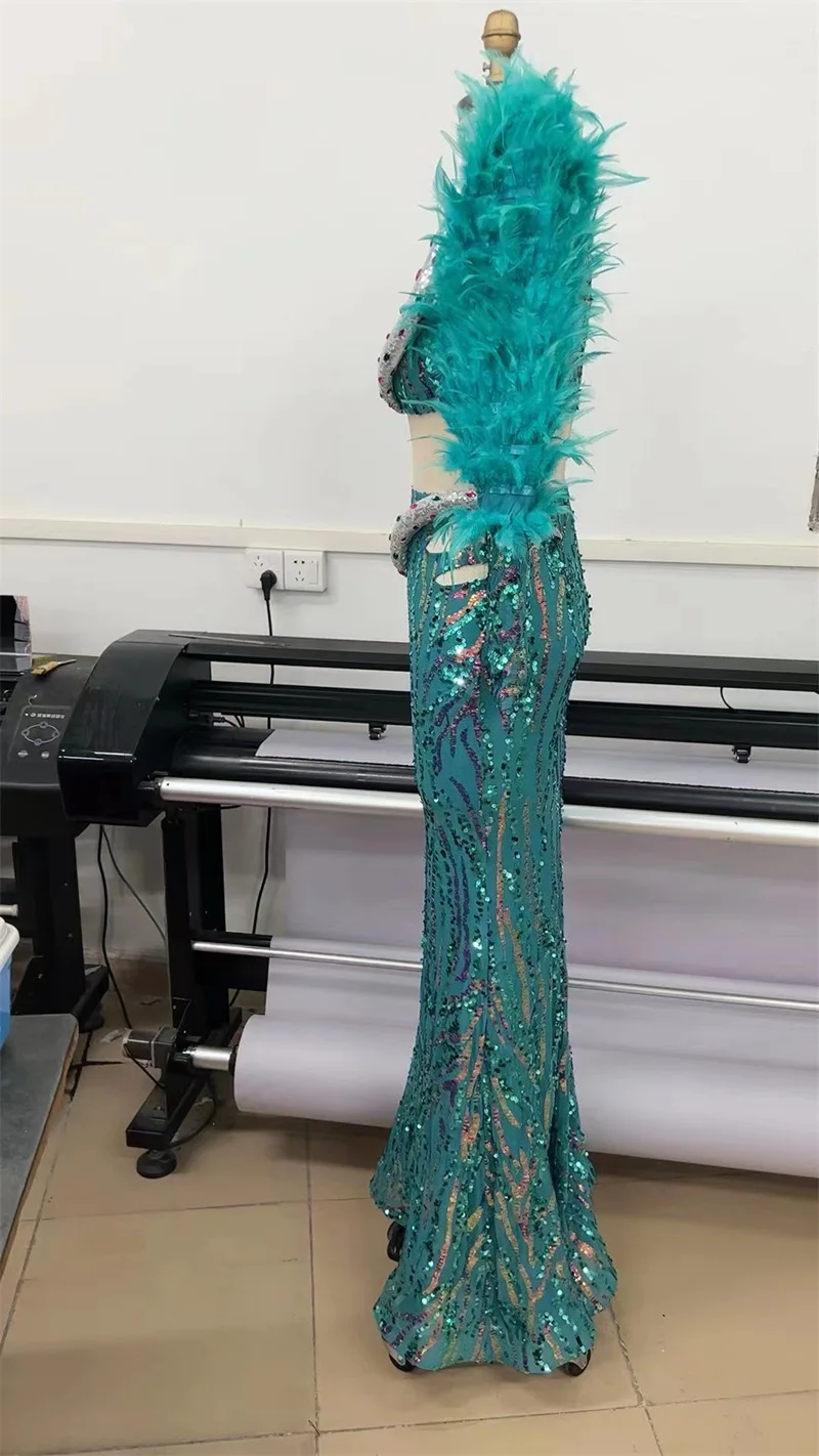 Luxury Expose Waist Sequins Woman Set Gorgeous Feathers Sleeve Short Top And Mermaid Long Skirt 2 Pieces Performance Costume