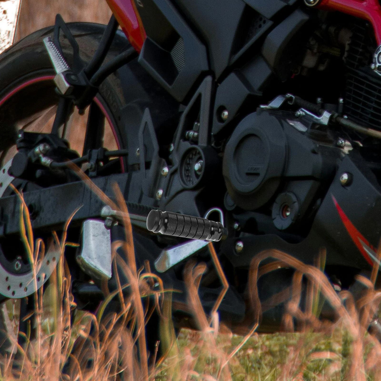 

1 Pair Foot Pegs Red Universal Rear Footrest Stable Ride Easy Install Lightweight Portable Design Foot Peg For Rear Set