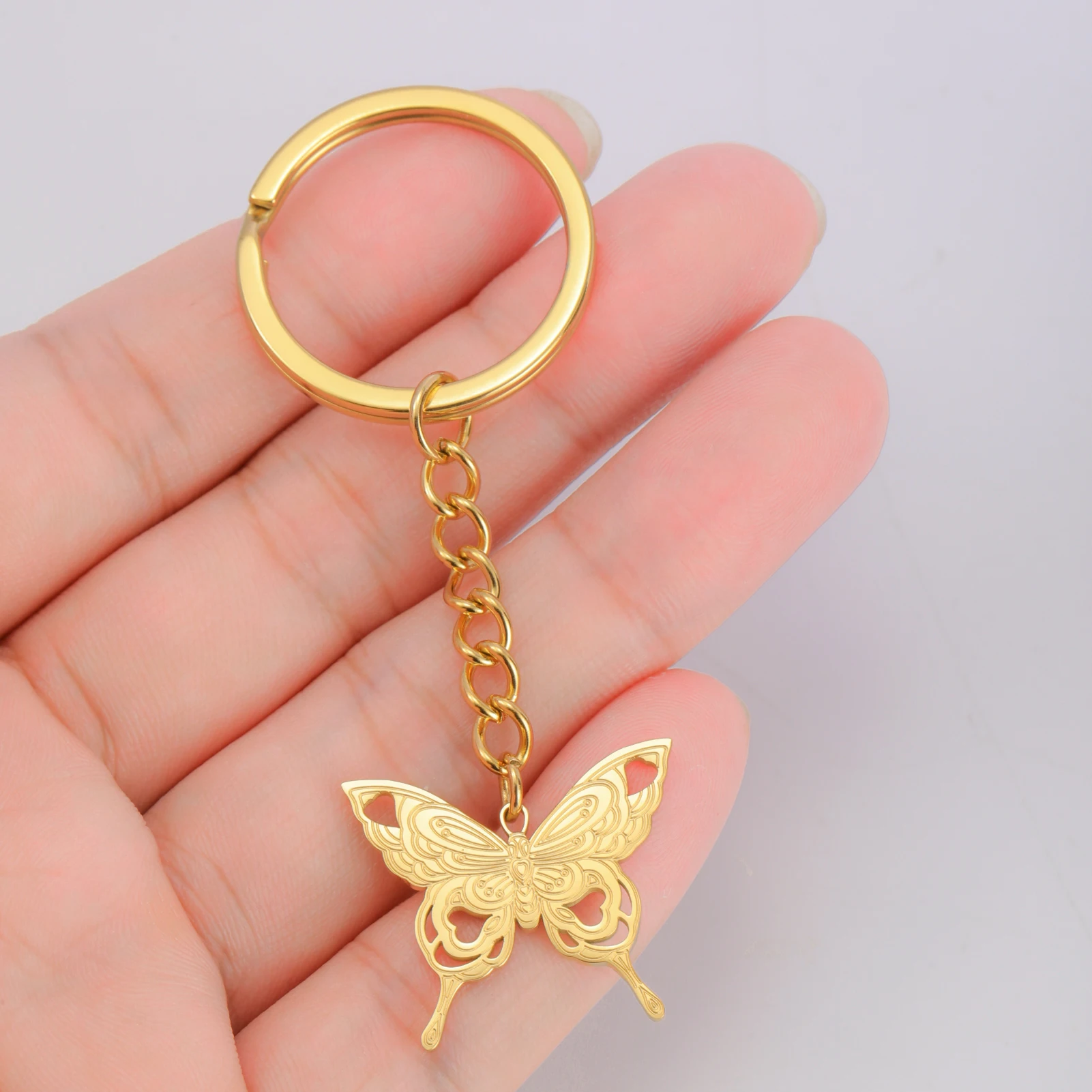 Cazador Animal Aesthetic Butterfly Keychain Stainless Steel Gold Color Car Keyring for Women Jewelry Christmas Gift Wholesale