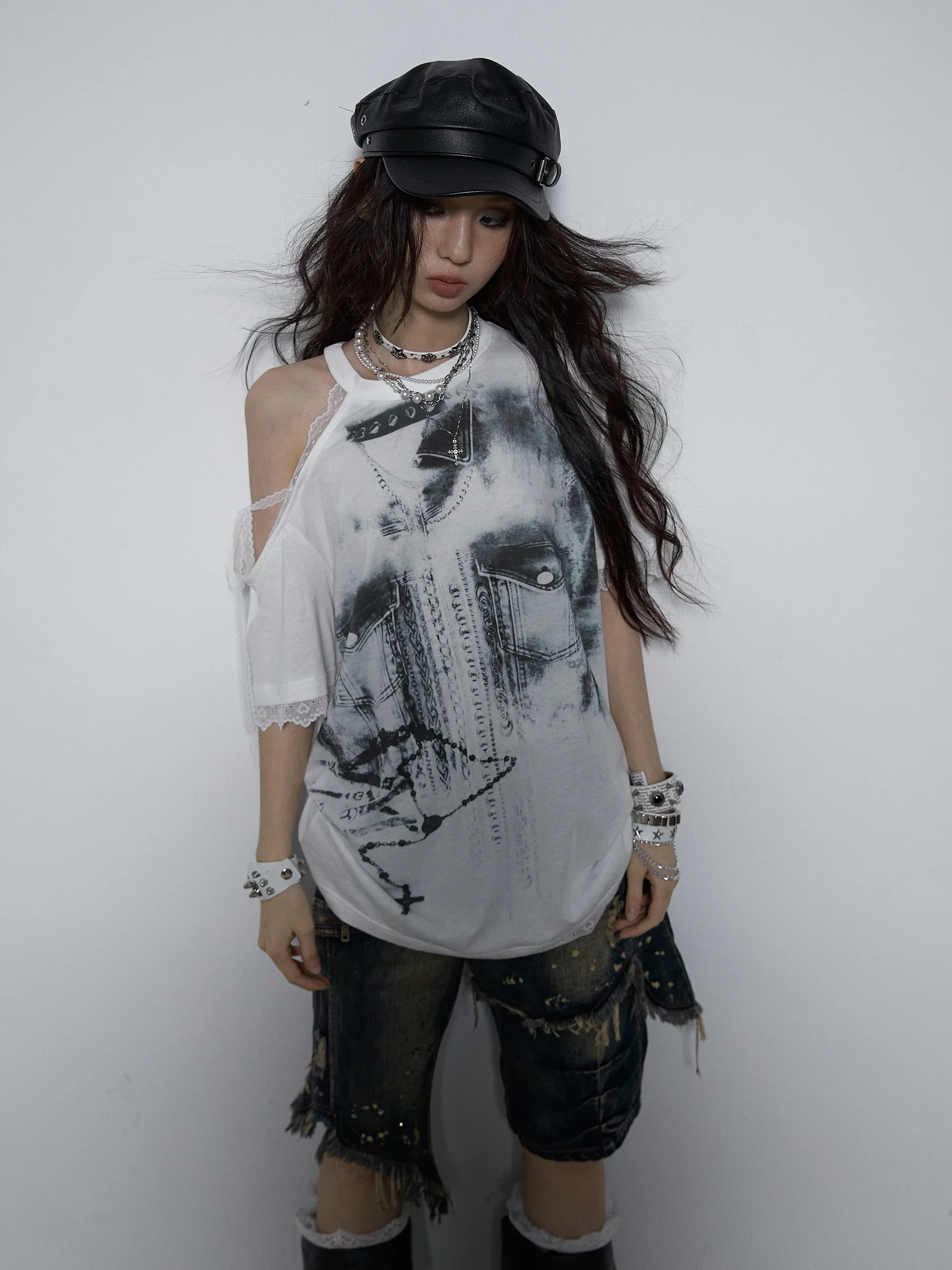 Original Design American Streetwear Printing Lace Patch Short Sleeve Tshirt Off One Shoulder Punk Loose Thin Summer Tshirt Women
