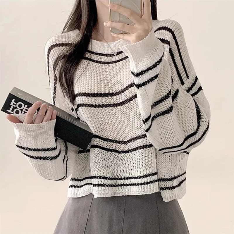 

Chic Hollow out Thin Long Sve round Ne Knitted Top Women's Base Layer Stripe Design Autumn New Sle Faionable Ladies'...
