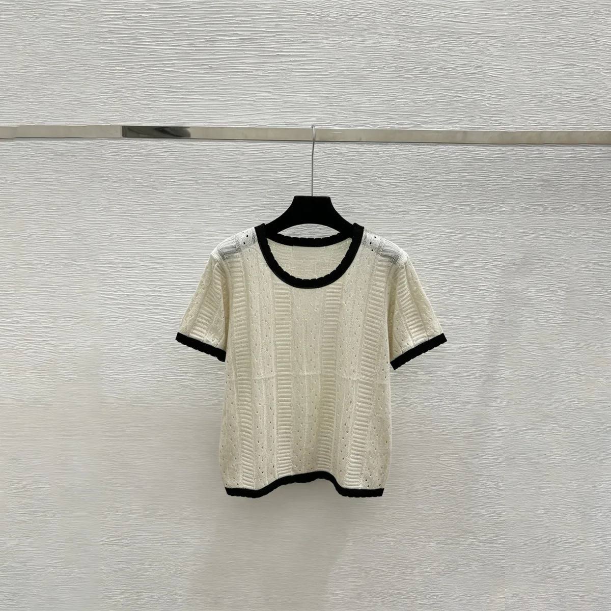 2026 High Quality New Women's Black Knitted Slim Fit Top Versatile--hb713