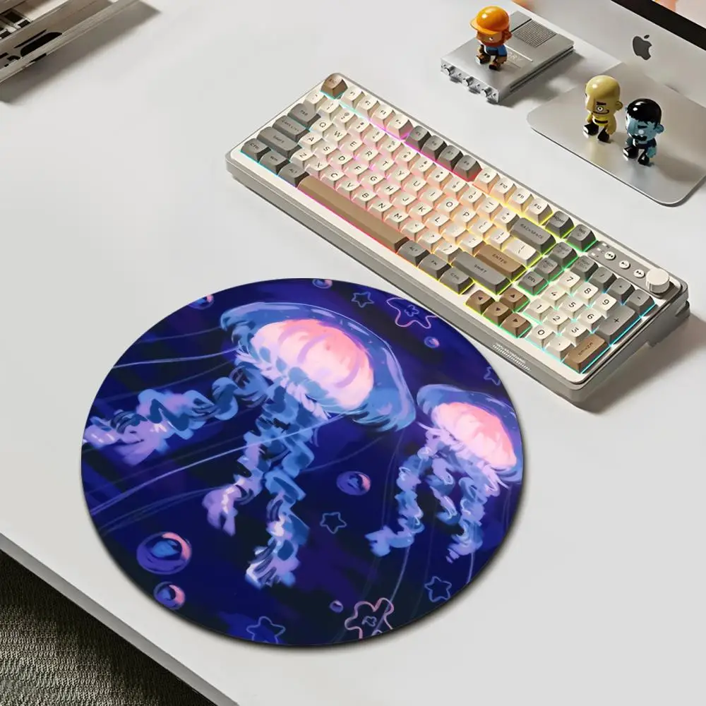 

HYBXAXC Round Mouse Pad Rubber Non-slip For Office Gaming Purple Pink Jellyfish Round Desk Mat