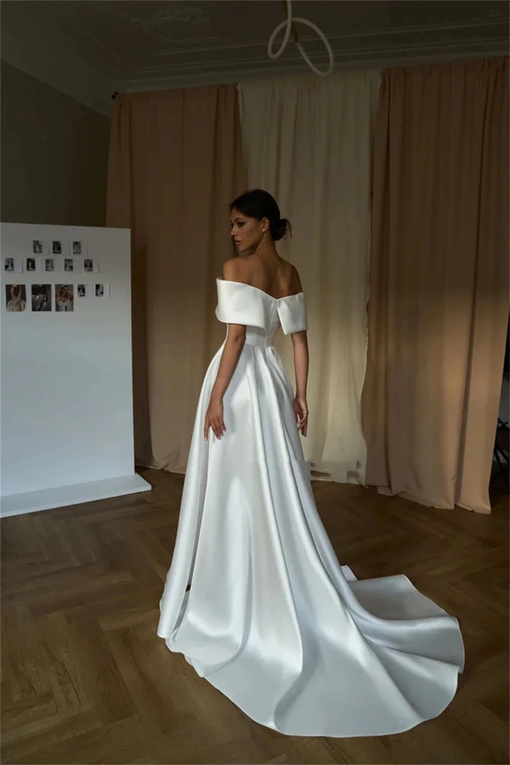 Md elegante fora do ombro uma linha vestidos de casamento ilusão cetim drapeado vestido de noiva plissado trem varredura personalizado