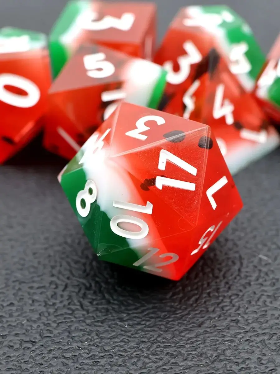 

Handcrafted Resin DND Dice Set, Red-Green Gradient, Translucent Pulp Texture RPG Dice for Tabletop Role-Playing Games N35