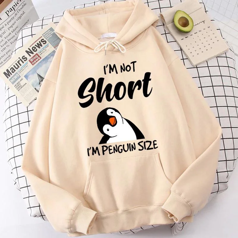 Popüler penguen ben kadınlar için kısa baskı Hoodies değilim sonbahar kış kazak moda kapüşonlu kazak bayanlar Streetwear