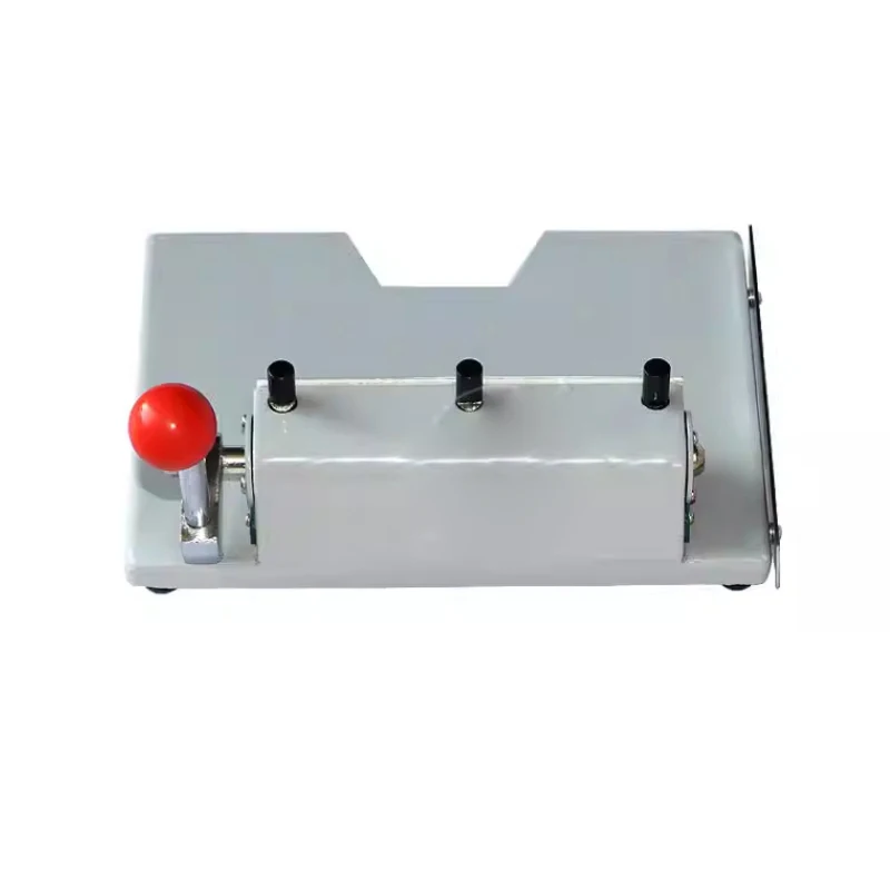 Obrázek 7: Labor-saving three-hole boxovací stroj malý mannual děrovač přenosné kov boxovací stroj 83mm díra spacing pro file/contra