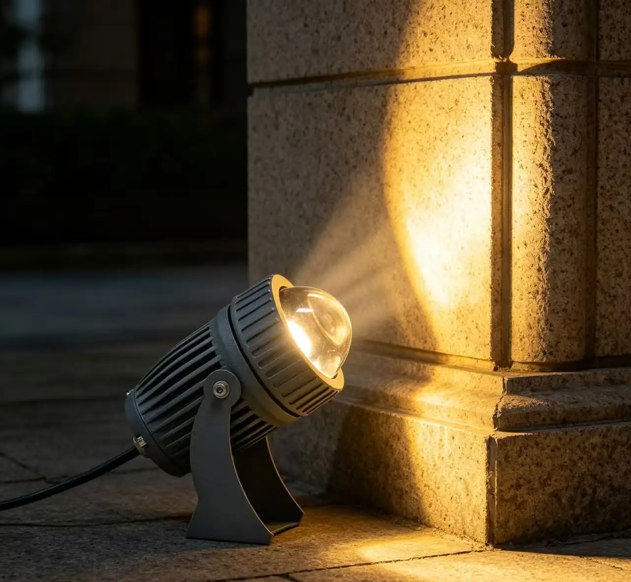 Outdoor LED Narrow Beam Spotlight Waterproof Wall Washer Light Building Facade Sign Lighting