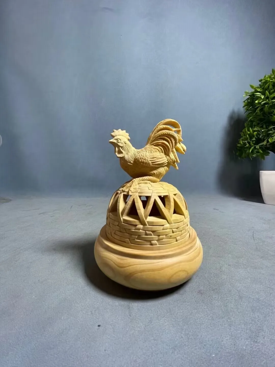 

Chinese Boxwood Wood Hand Carving Chicken Statue Ebony Base