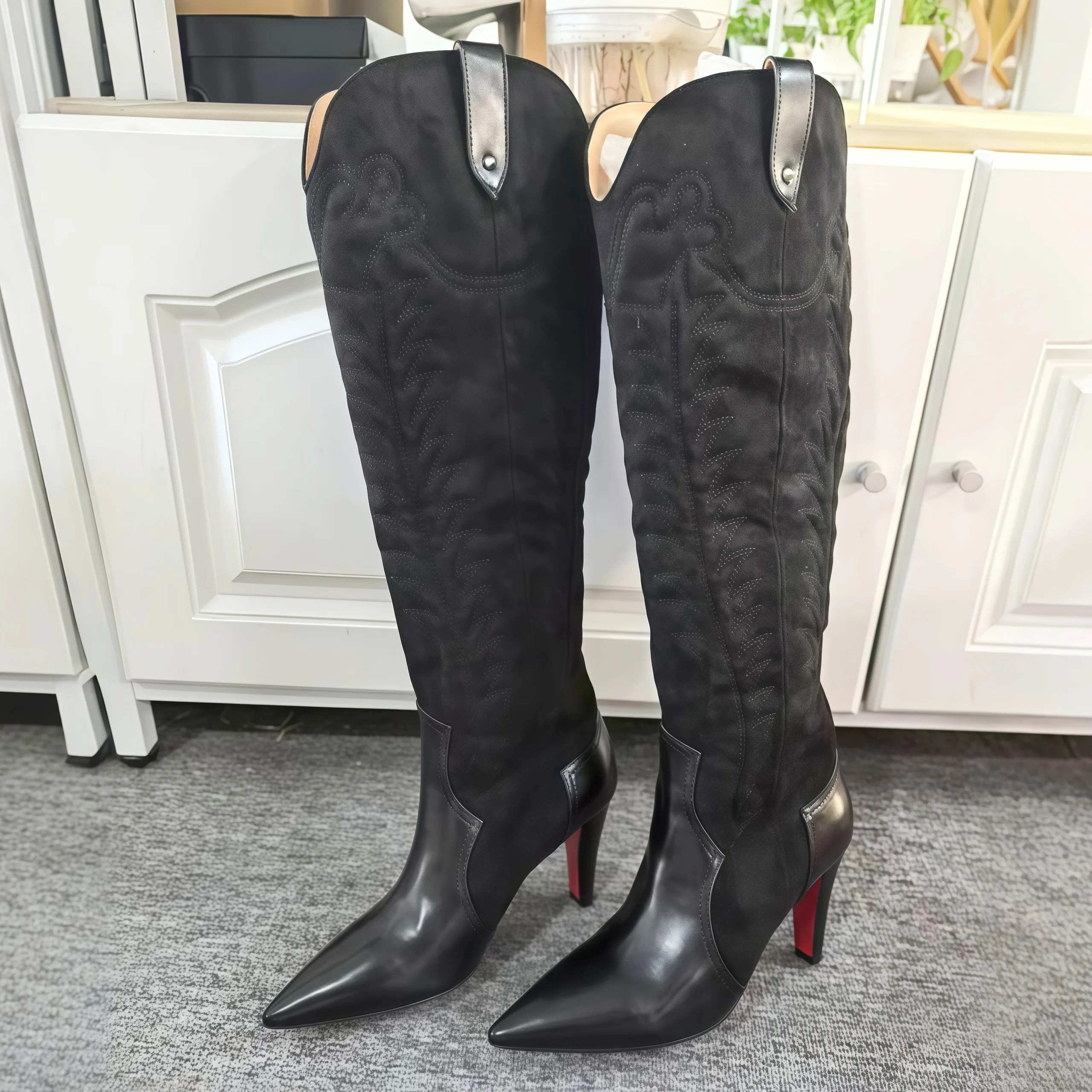 Pointed Toe Flannel Boats Embroidered Leather Knee-High Boots Women  High Heels Designer Style Slip On Winter Long Booties 2025