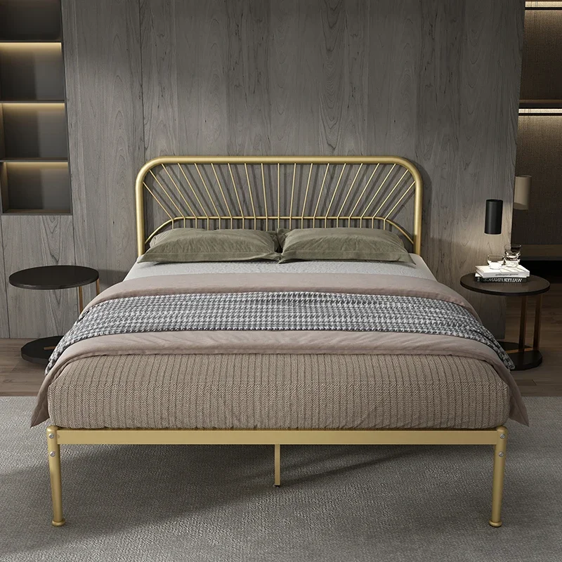 Cama de Ferro Forjado Europeia de Luxo Leve, Cama Dupla Única e Confortável, Design Romântico de Alta Qualidade, Móveis para Casa