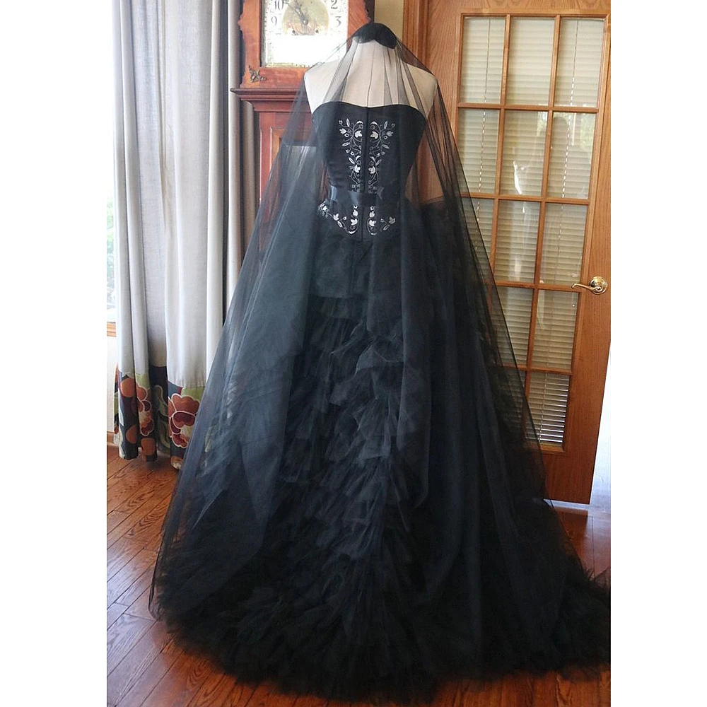 Black Wedding Dress Bustle Corset Steampunk Victorian Vampire Tulle ruffled skirt Strapless Embroidery Gothic  wedding gown