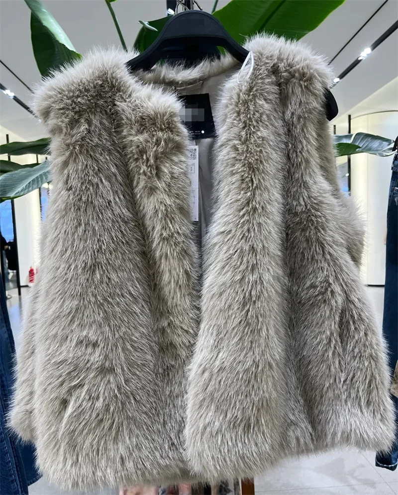 Gilet caldo effetto pelliccia sintetica Personalità Moda Casual Versatile Gilet da donna 2025 Autunno Nuovo stile Tinta unita senza maniche