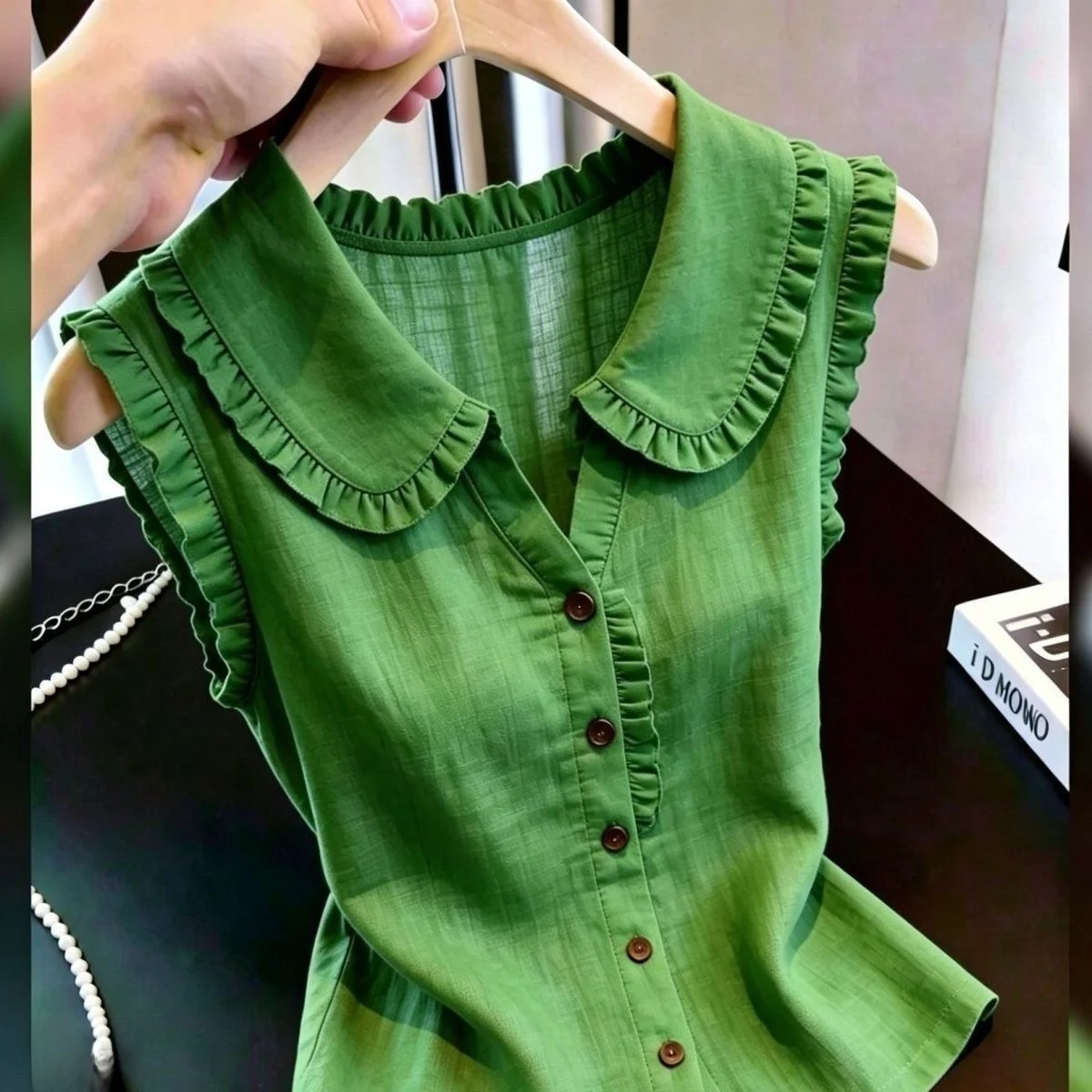 Slim Fit Summer Shirt Women's Fashionable Babydoll Collar Hem Shirt Lightweight Luxury Sense  Style Button Closure