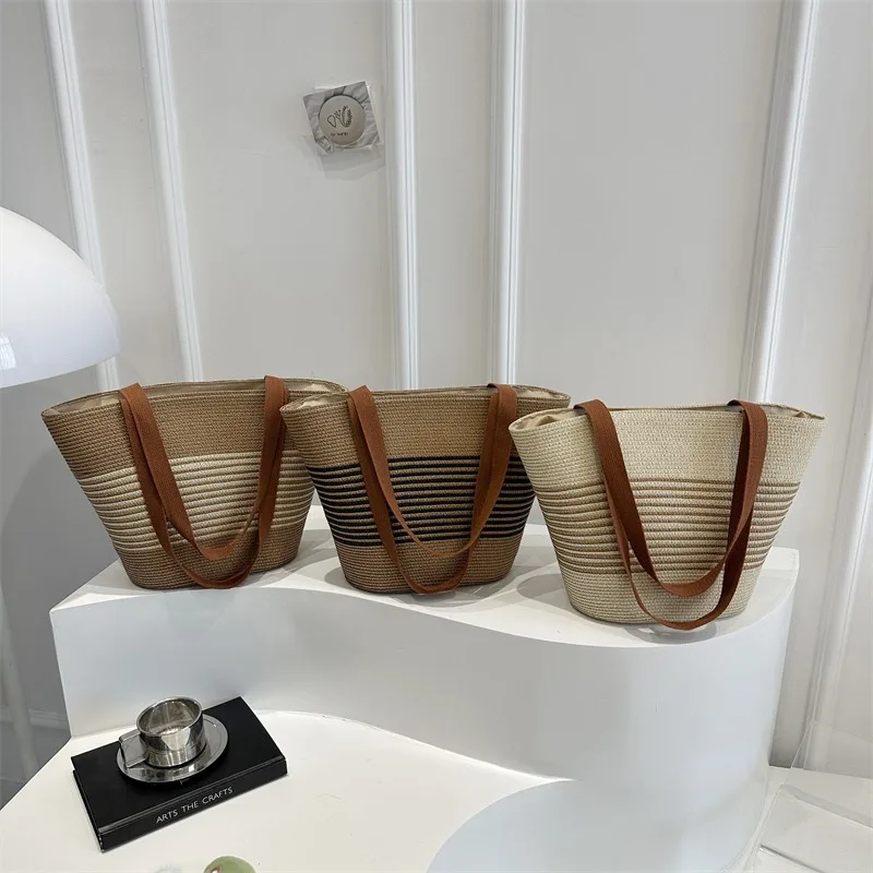 

New Fashion Color Matching Straw Handbag Girls Summer Vacation New Versatile Casual Shoulder Bag