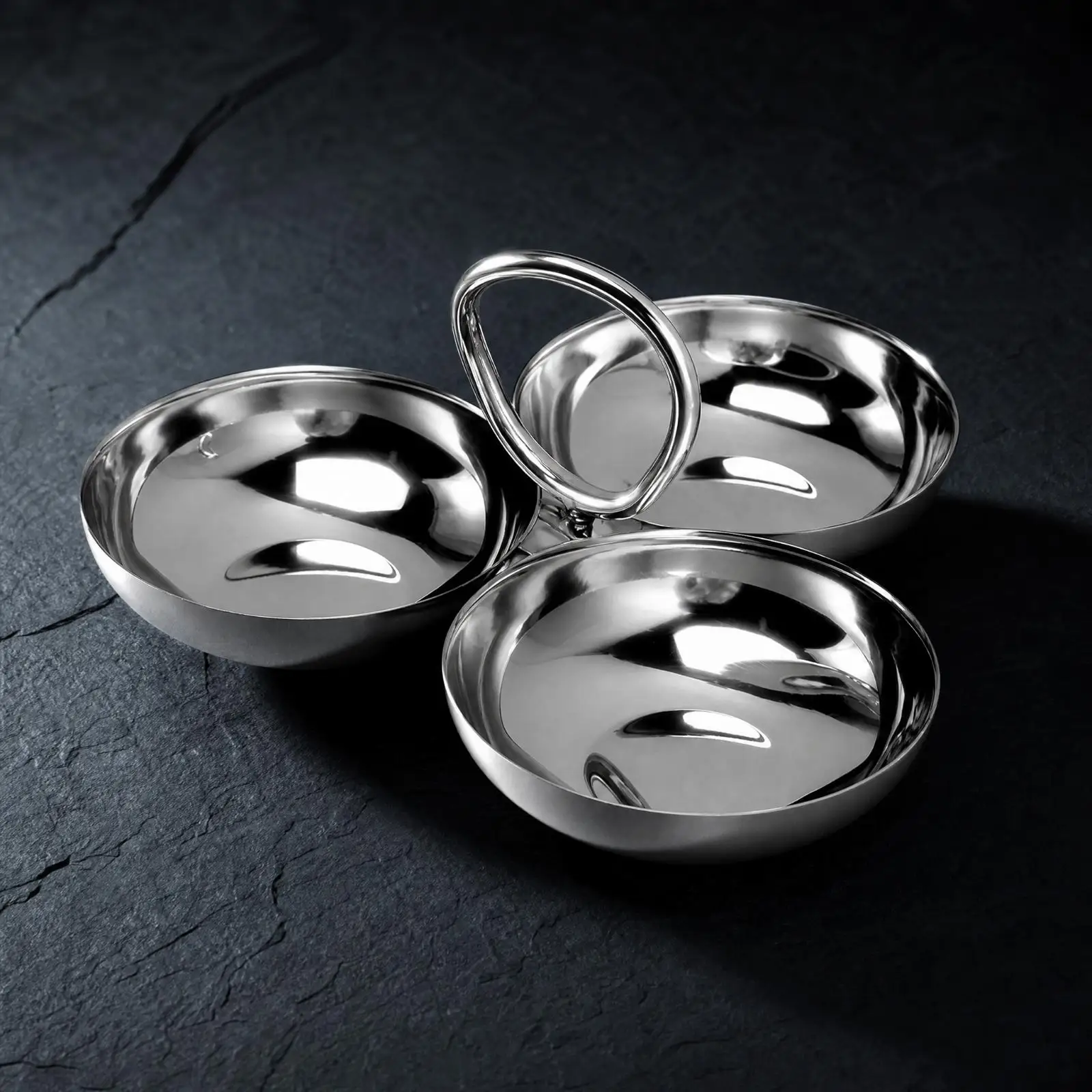 Multi Section Steel Fruit Bowl Serving Platter with Comfort Grip Handle for Cafes Home Commercial Dining