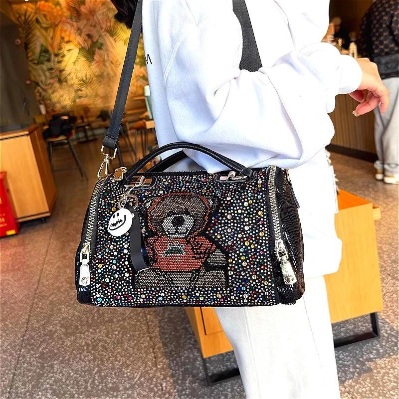 

Новая элитная женская сумка через плечо с пайетками и стразами в виде медведя, вместительная женская сумка, Bolsos Para Mujer