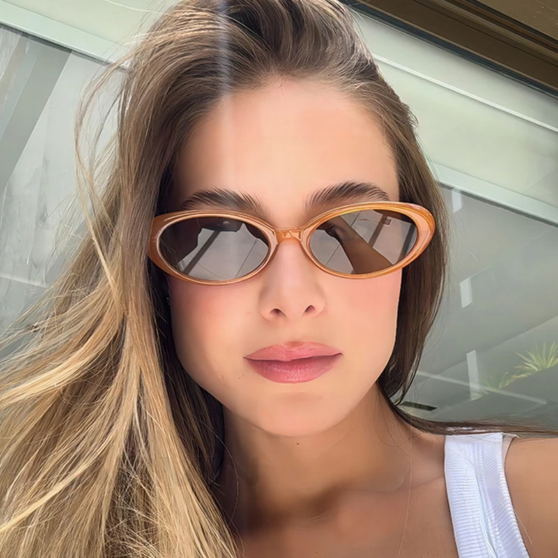 Vintage Small Oval Sunglasses Women Men Rivets Shades Fashion Luxury Sun Glasses uv400 Retro Brand Female Sunglasses Oculus