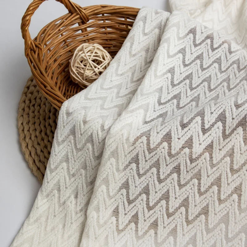 

Плюшевая кружевная ткань с геометрической волнистой полосой, 3D жаккардовая сетчатая ткань, ткань для шитья своими руками для мужчин и женщин, дизайнерские ткани одежды