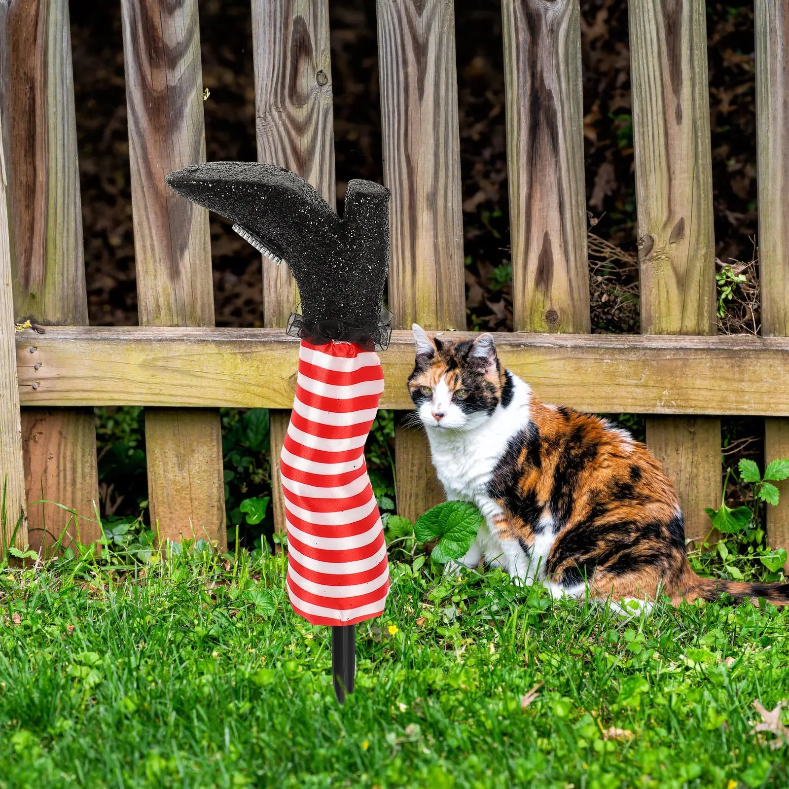 مجموعة واحدة من ديكور ساق الهالوين الساحرة من الفوم الفاخر لتزيين حفلات الحديقة لسرير زهرة بوش في ساحة الحديقة، تحت عنوان الهالوين