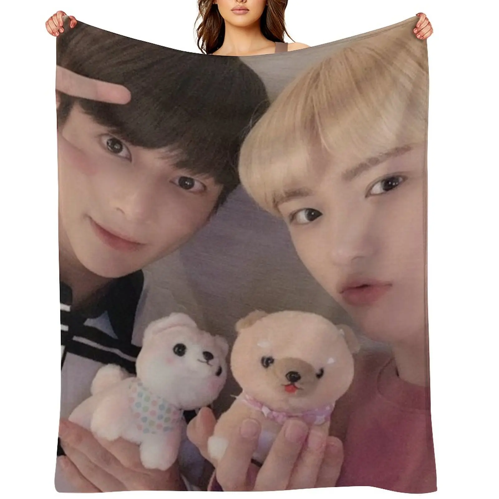 

TXT Taehyun & Beomgyu Throw Blanket funny gift Blankets For Sofas Winter beds Decorative Throw Blankets