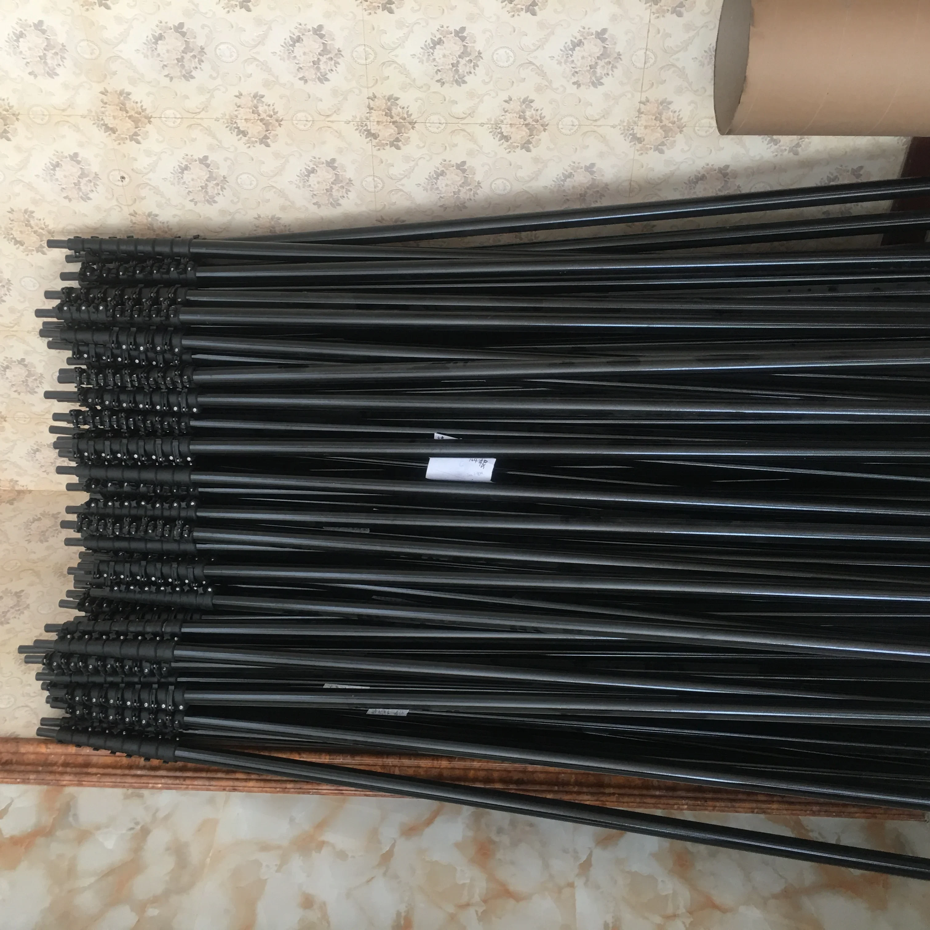 Рисунок 3 - Легкий удлиненный шест для сбора