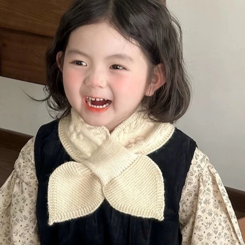 

Baby Kids Korean Toddler Crossover Beige Scarf Winter Warm Neck Warmer Shawls for Infants Solid Color Outdoor Accessories