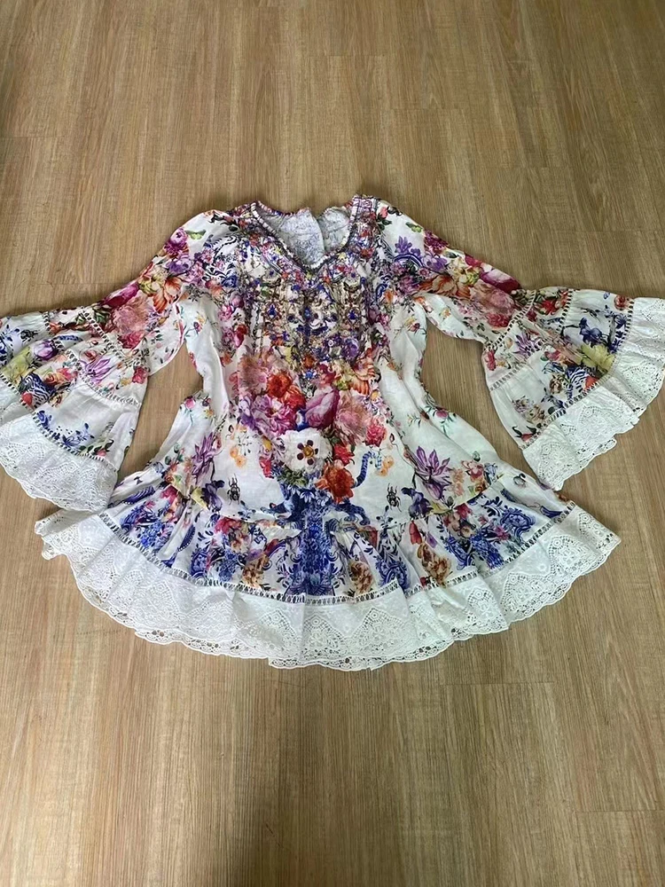 Vintage bedrukte jurk met één lijn hals, uitlopende mouwen en hoge taille 2025, lente damesmode patchwork kanten losse poefantrok