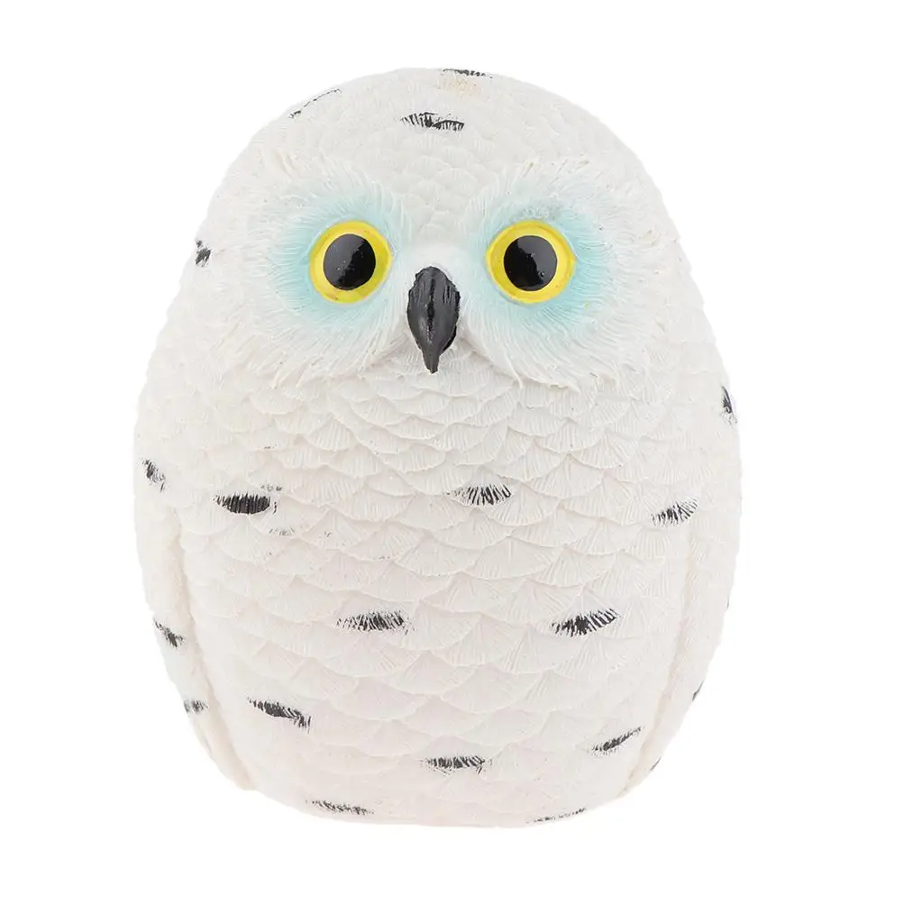 Resin Owl Statue Miniature Animal Ornament for Garden Decoration Outdoor Sculpture and Christmas Gift