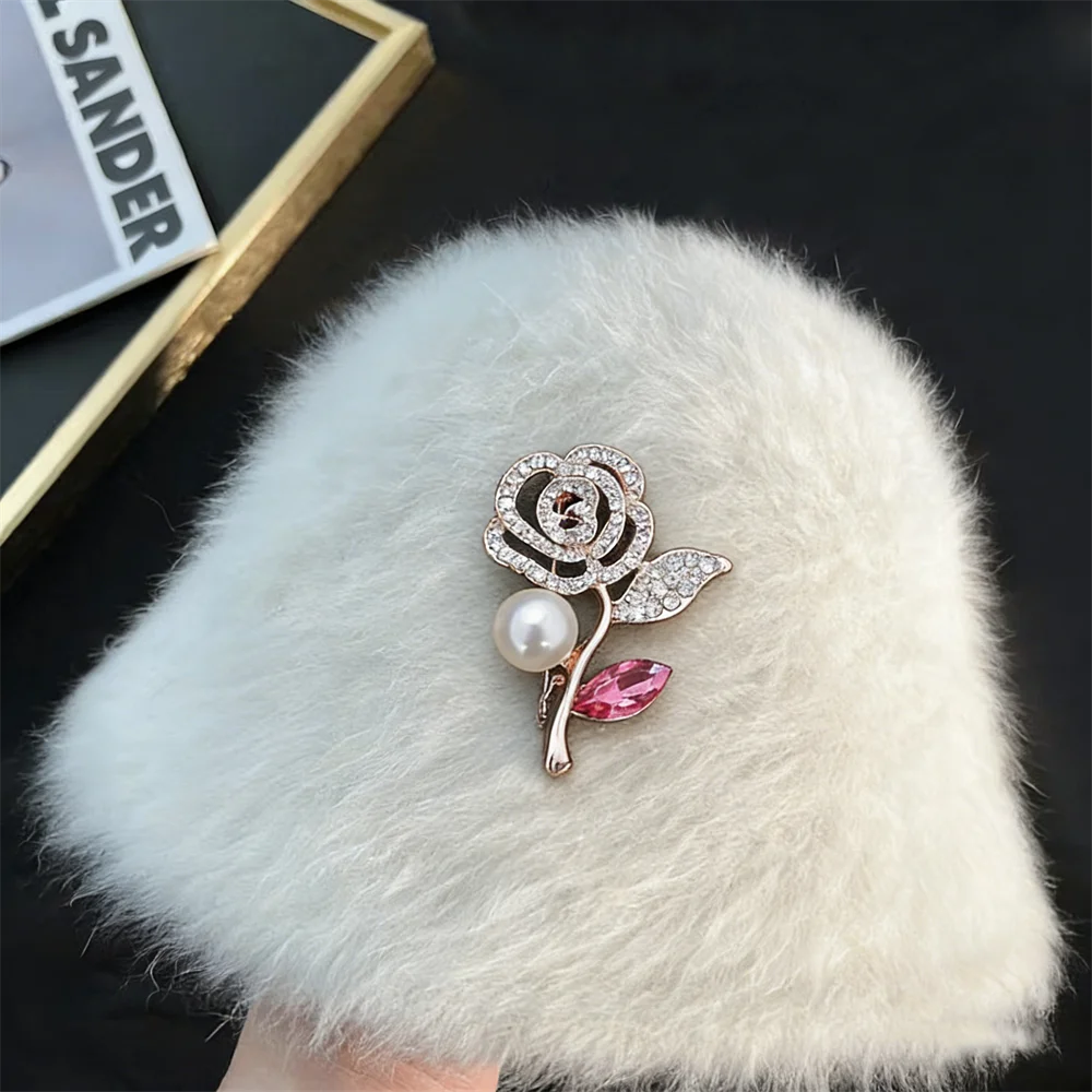

Ins Fashion Luxury White Fluffy Fur Bucket Hat for Ladies, Sparkling Crystal & Pearl Decorated Winter Headwear