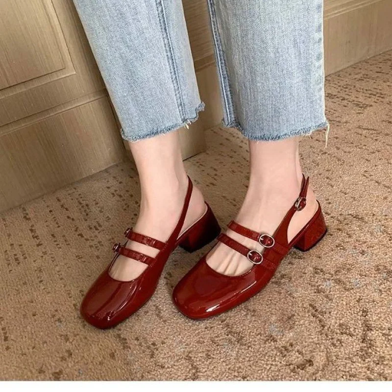 

Viral 2025 Women's Mary Jane Shoes, Trendy French Retro Square Toe Chunky Heel, Soft Leather Ankle Strap Dress Pumps for Women