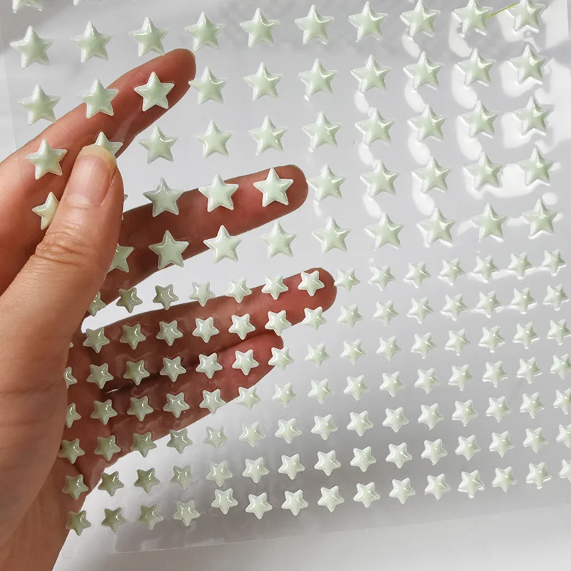 211szt 3D Bubble Luminous Stars Dots Naklejka ścienna Dekoracja do pokoju dziecięcego Sypialnia Dekoracja domu Naklejka Świecące w ciemności Naklejki