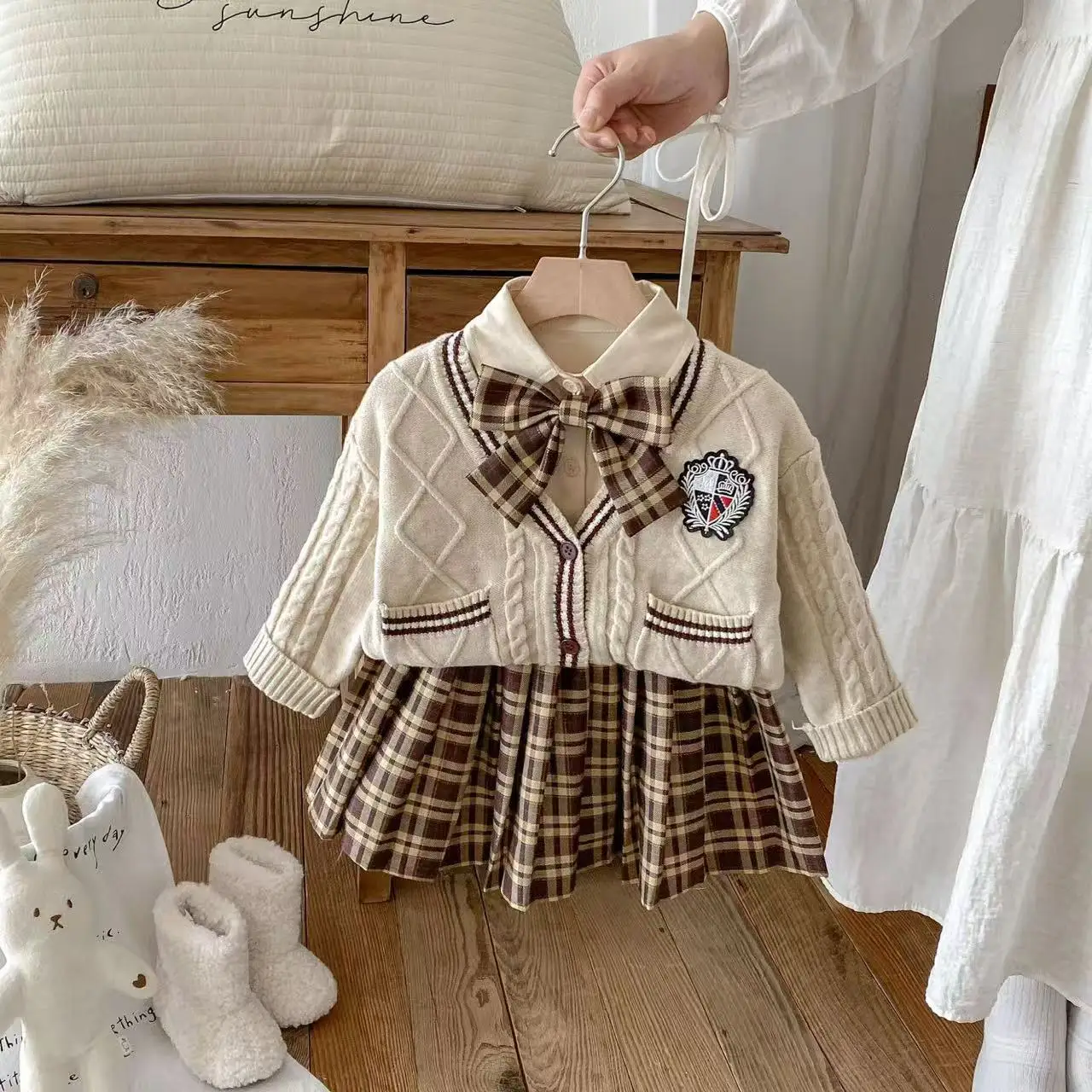 

JK School Uniform Set 2025 Fall Girls Outfit Long Sleeve Blazer Knit Vest Plaid Skirt Three-piece Set