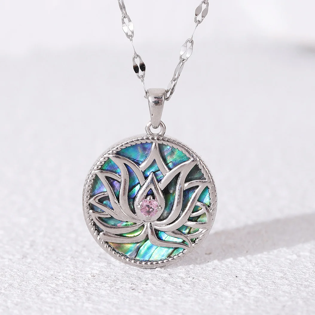 Fashion Women\'s Pendant Necklace Copper Classic Luxury Creative Blooming Lotus Zircon Pendant Necklace Holiday Jewelry Gift