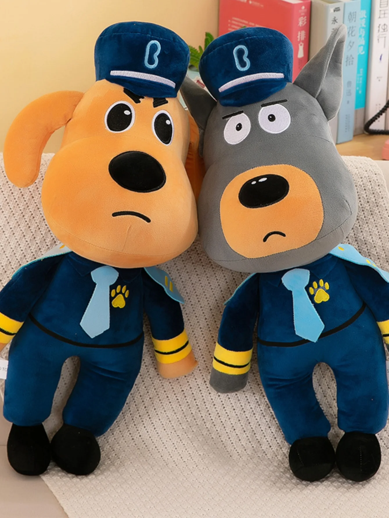 

Baby Labrador sheriff plush toy doll children sleep with cute cartoon soothing plush toys birthday cute female pillow sheriff do