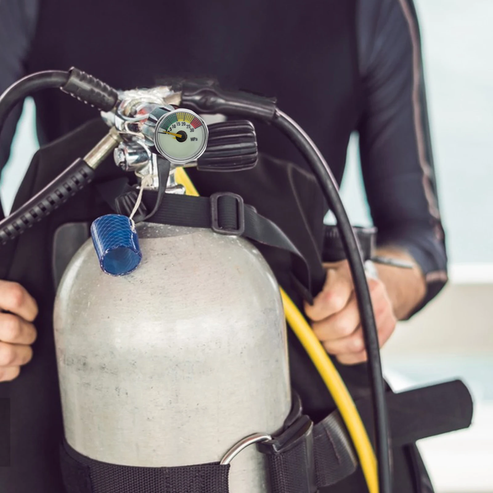 

30m Waterproof Luminous Scuba Cylinder Pressure Gauge Accurate Depth Pressure Gauge Safety Dive Cylinder Monitor