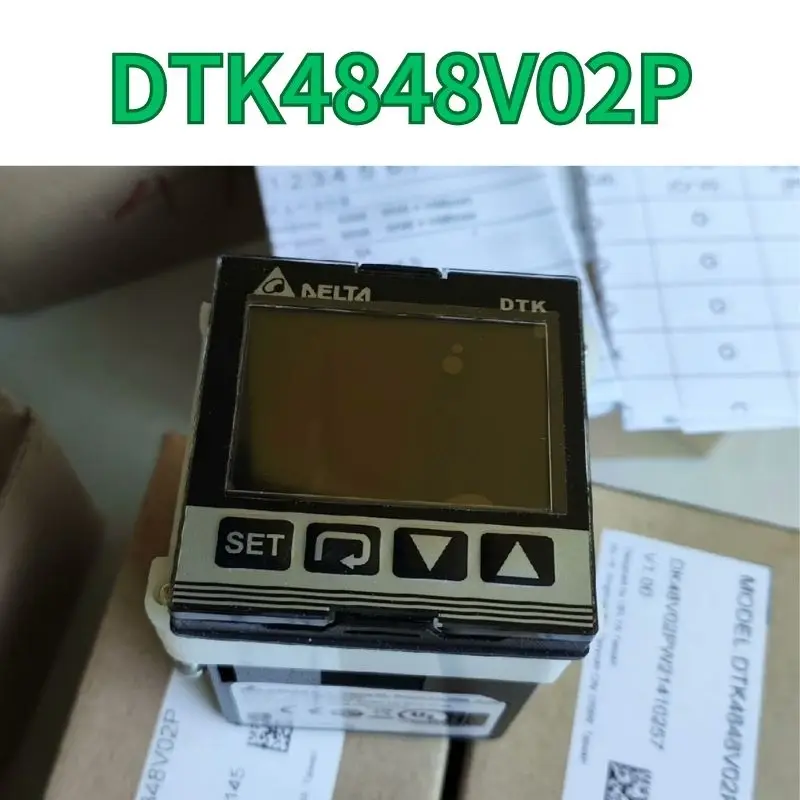 

brand-new Temperature controller DTK4848V02P Fast Shipping