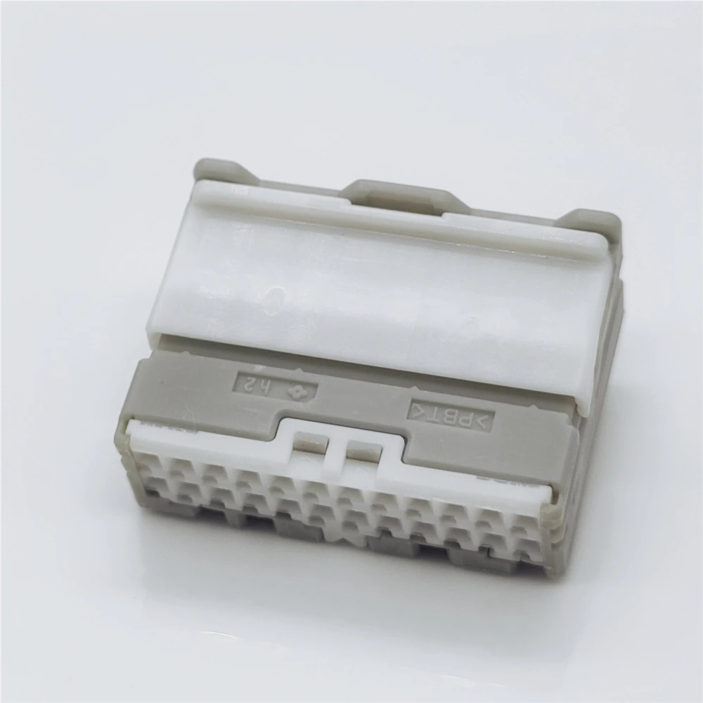 6098-7061 24 Pin Unsealed Automotive Connector Female NH Series 0.64mm PBT Gray for Car Wiring
