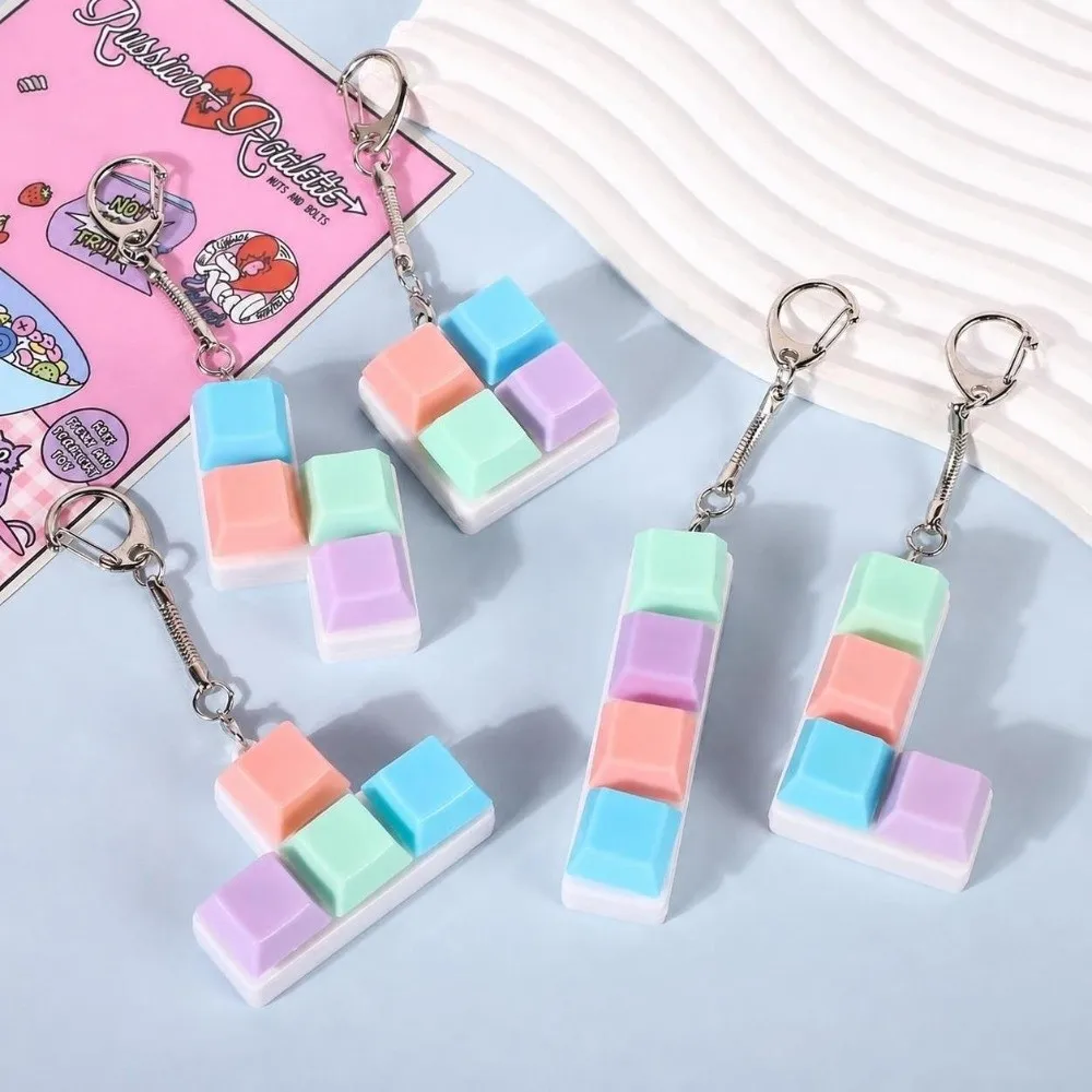Portable 4 Keys Fidget Keychain Key Button Stress Relief Finger Keyboard Cap Keycap Pass The Time Clicker Toy Pendant for Adult