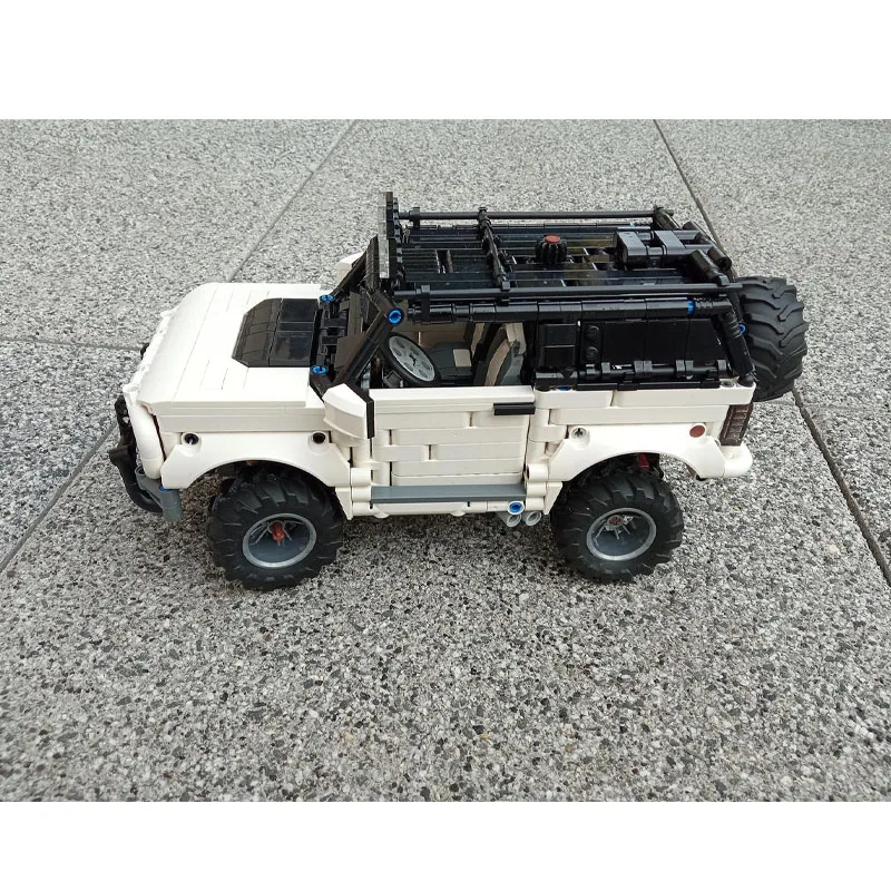 

MOC-50477 Urban Sports Iconic Supercar Building Block Model 1246 Parts Boys' Children's Birthday Building Block Toy Gift