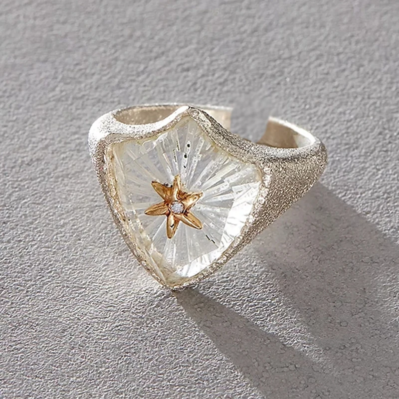 

vintage fashion frosted texture star shaped ring design high-end transparent white crystal rings for women banquet jewelry gift
