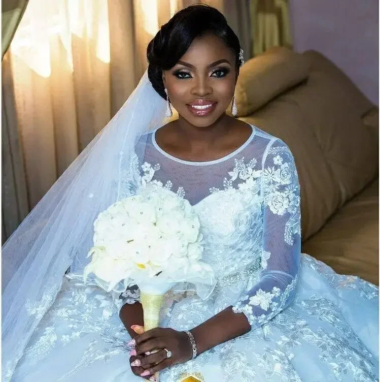 Vestido de baile personalizado, apliques transparentes, joias, pescoço, botões, costas, vestido de noiva, faixa, capela, plus size, vestidos de casamento