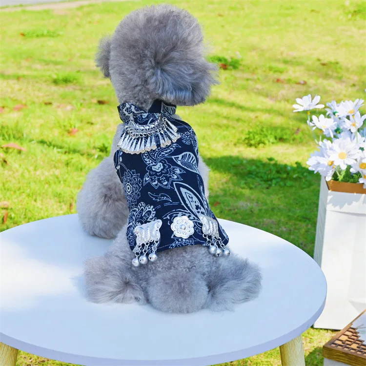 Camiseta transpirable con flores para perro pequeño, sin mangas - imagen 5