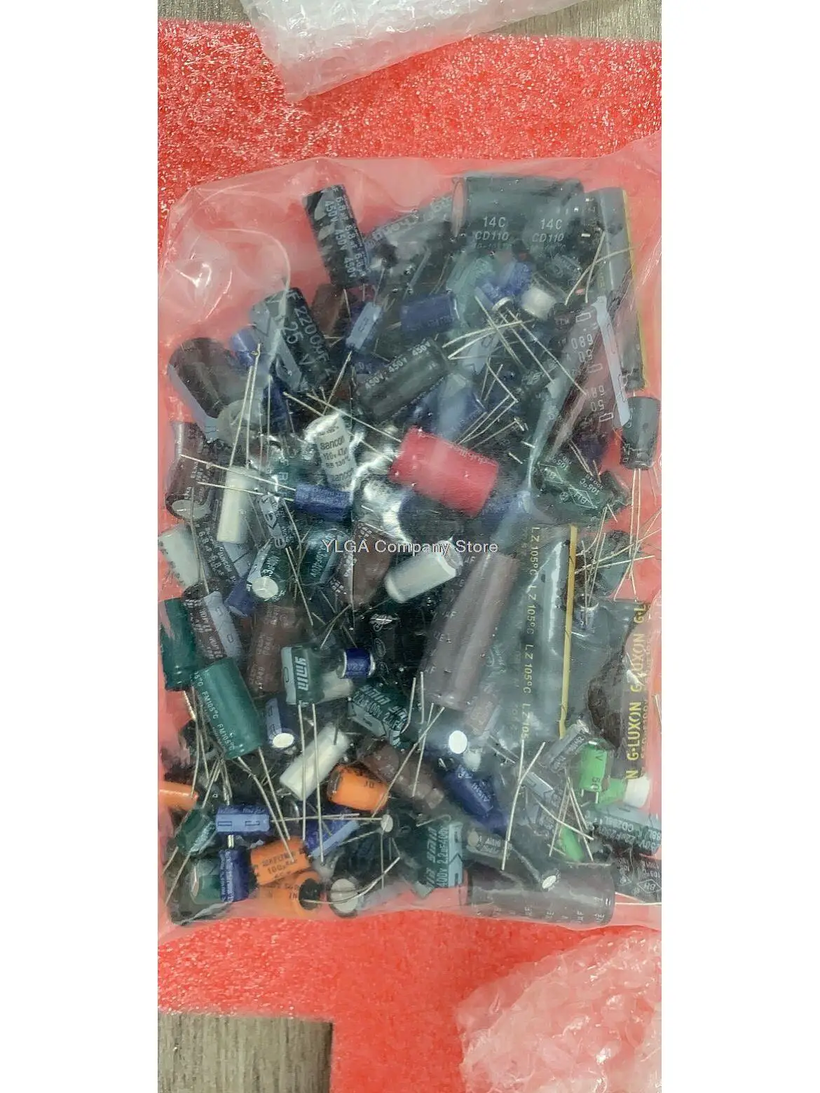500 gramów w opakowaniu Kondensator Kondensator elektrolityczny Pakiet komponentów elektronicznych Mieszany Odczyt przed fotografowaniem — zdjęcie 2