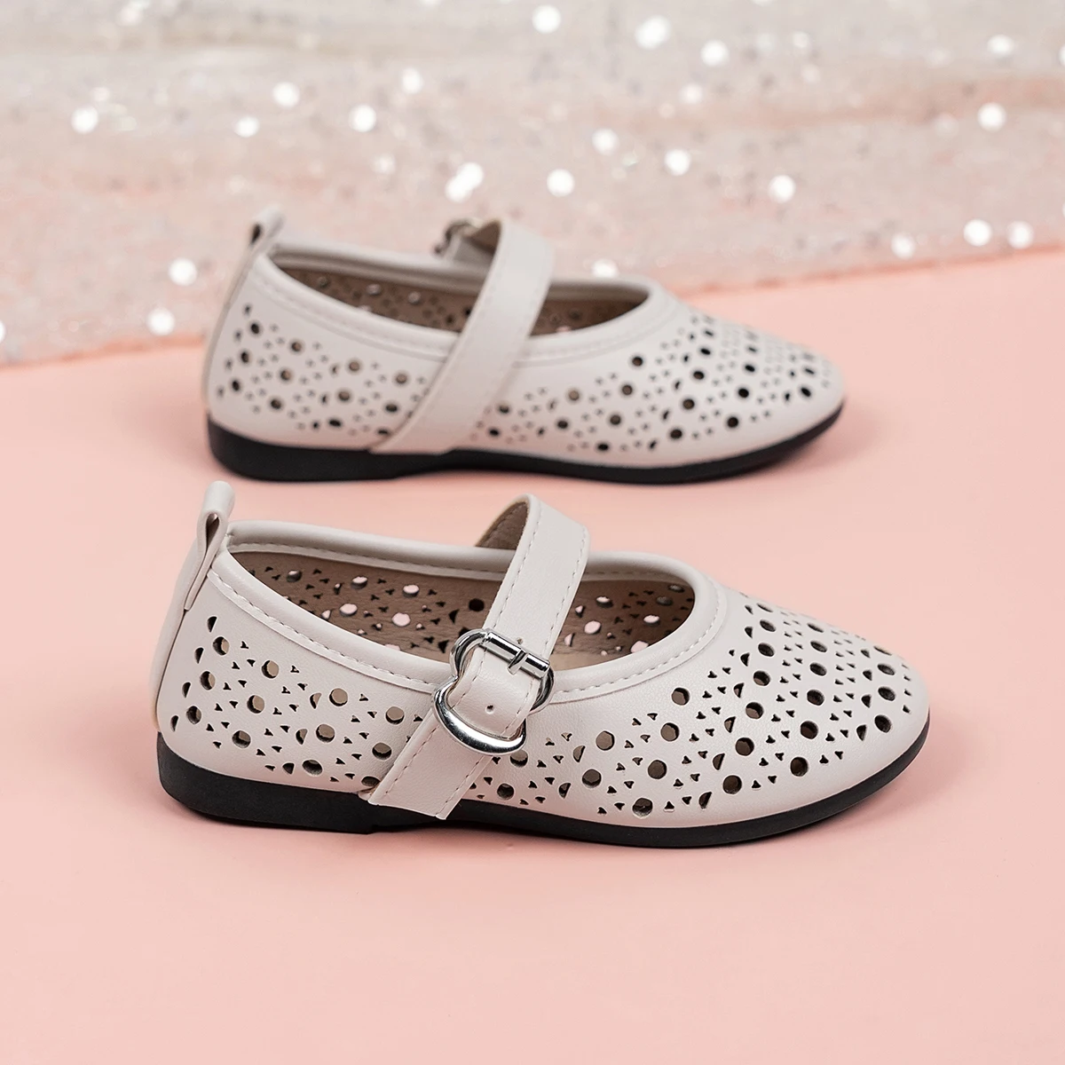 Toddler Girls Barefoot Leather Sandals 2025 New Summer Kid Cut-outs Ballet Flats Soft Sole Simple Chic Elegant School Daily Wear