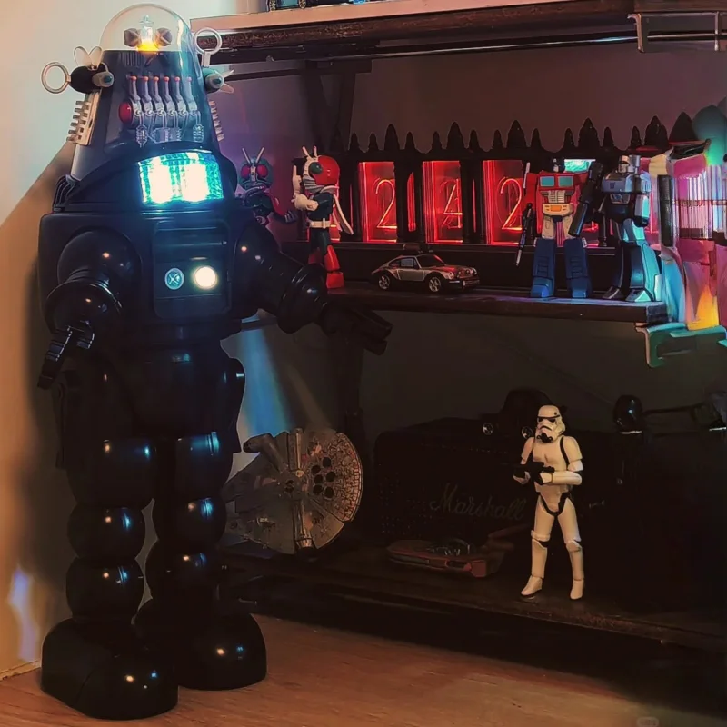 Na Stanie Robot Robbie z Forbidden Planet Model Zabawka Zestaw Pudełkowy Kreatywna Personalizowana Ozdoba Kolekcjonerska Figurka Akcji Prezent Urodzinowy