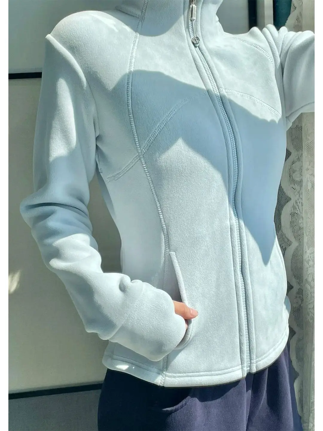 Women's Slim Fit Fleece Lined Short Thickened Spring Autumn Zipper Design Casual Sweatshirt Cardigan Breathable Polyester Fiber
