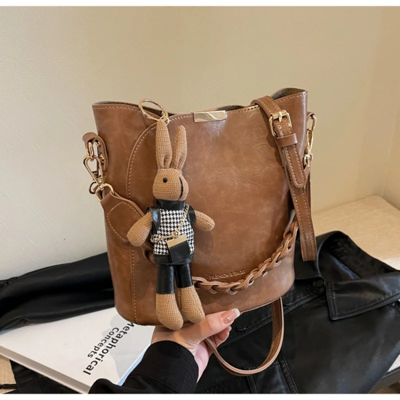 Women Vintage Bucket Bag With Bunny Charm Braided Decor Shoulder Crossbody Bag Large Capacity Retro Daily Handbag