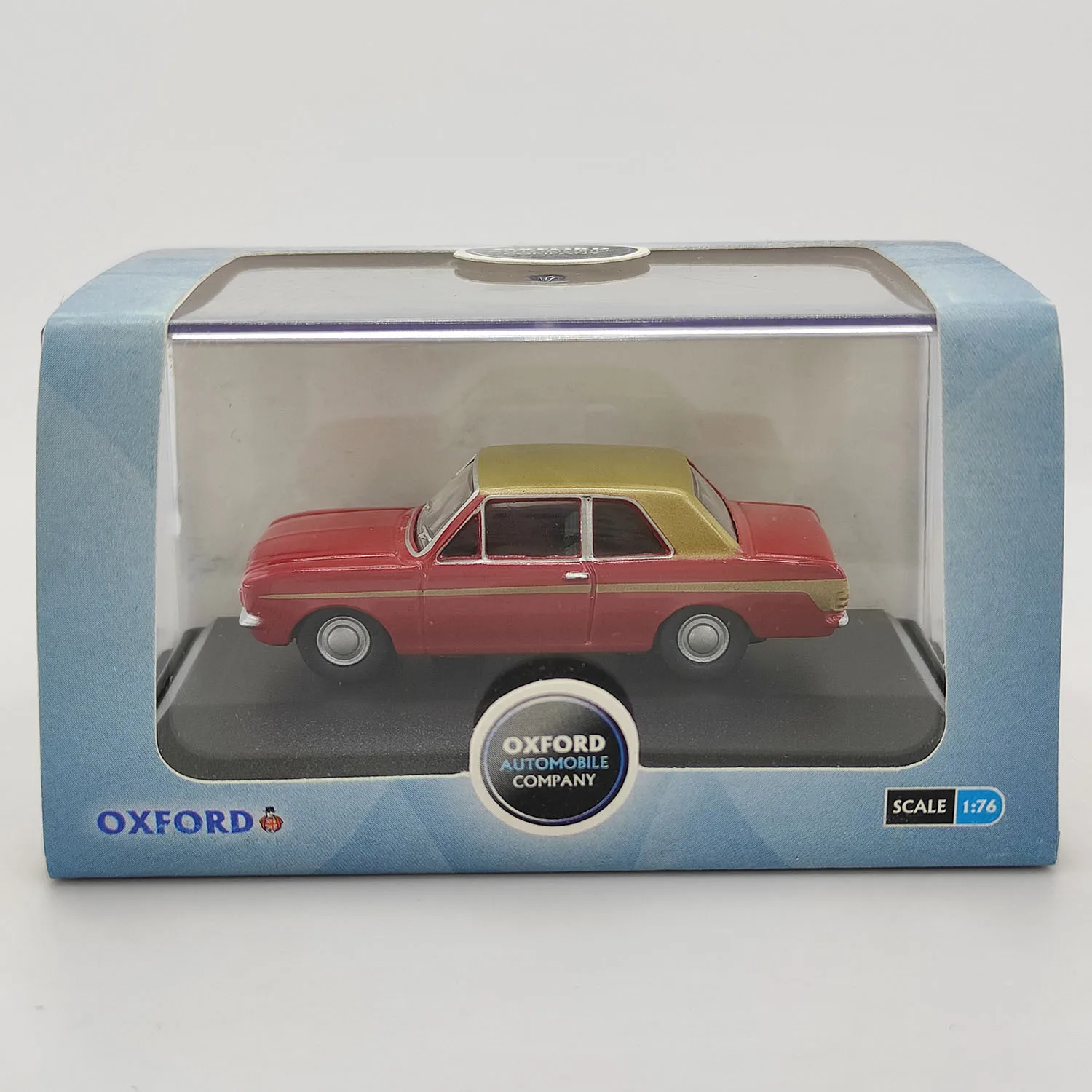 Diecast OXFORD 1/76 Scale Cortina MKll Red Car Model Collectible Toy Gift Souvenir Display Ornament